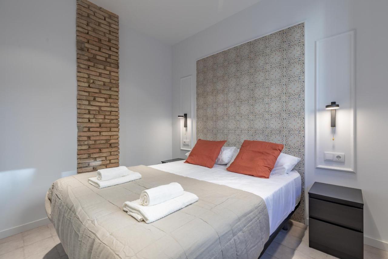 Modern Apartment Close To City Centre Valencia Exterior photo